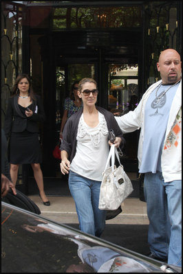 normal_CelineDionCelebrityCityMix238.jpg