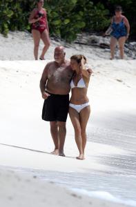 Beach03.jpg