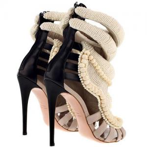 Giuseppe-Zanotti-x-Kanye-West-pearl-embroidered-sandals-2.jpg