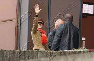 post-1369-1151656215_thumb.jpg