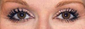celinedionwithcontacts1.jpg