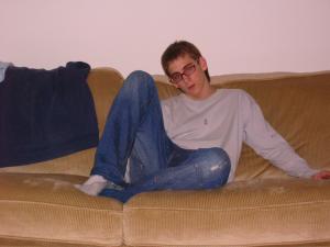 post-270-1132682129_thumb.jpg